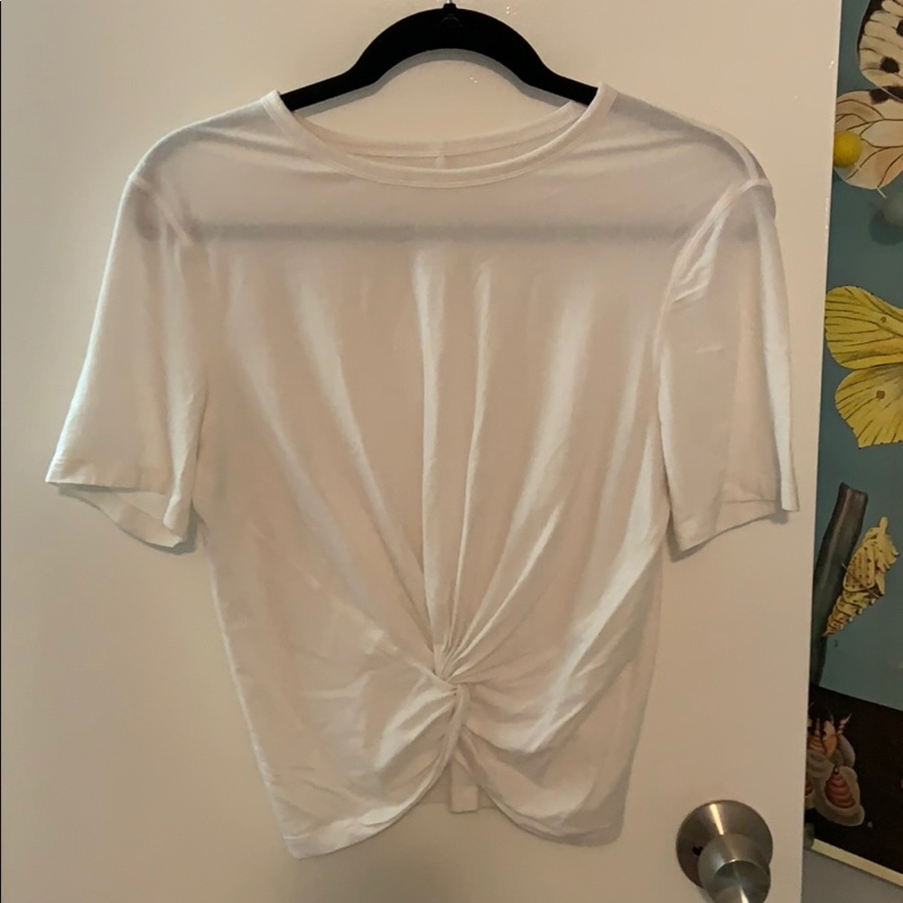 Lululemon Cropped Tee
